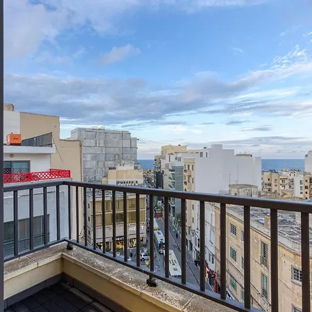 Stunning 2br With Panoramic Views By 360 Estates Apartamento Sliema