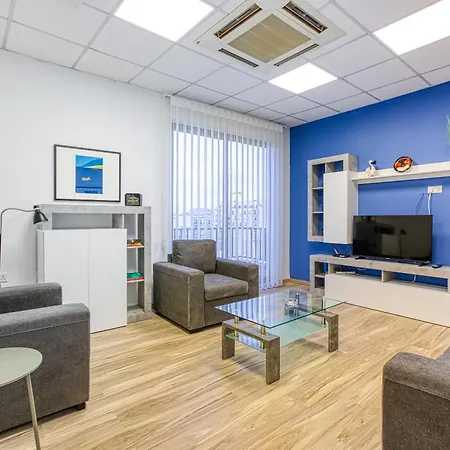 Stunning 2br With Panoramic Views By 360 Estates * Sliema