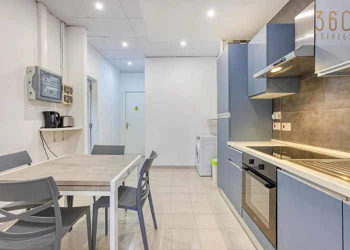 Stunning 2br With Panoramic Views By 360 Estates Sliema