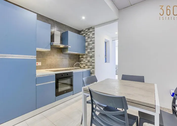 Stunning 2br With Panoramic Views By 360 Estates Apartment