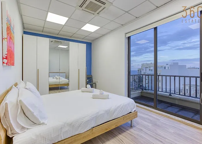 Stunning 2br With Panoramic Views By 360 Estates