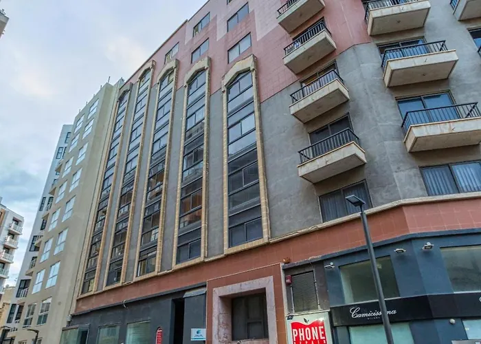 Apartment Stunning 2br With Panoramic Views By 360 Estates